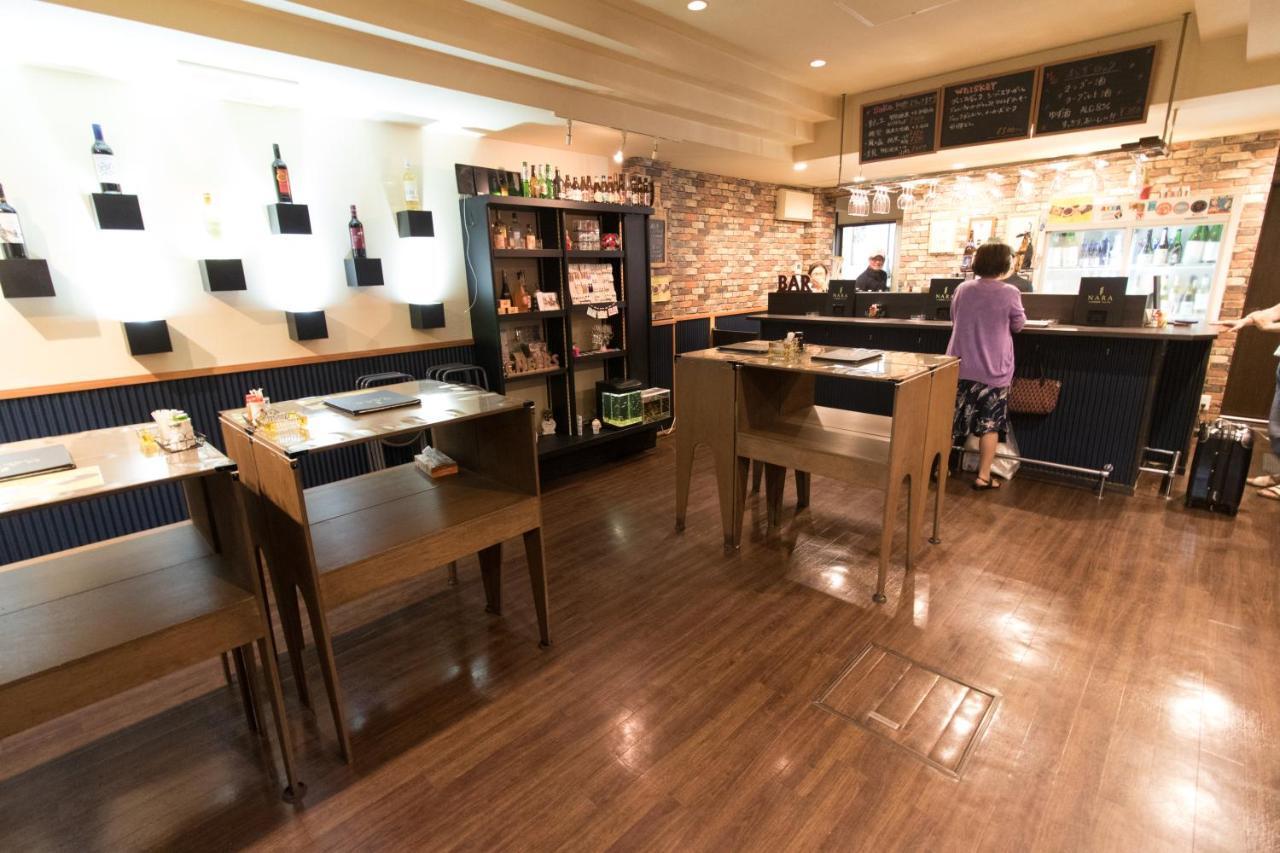 Casa de hóspedes Yadocafe Chelsea's Rainbow Osaka